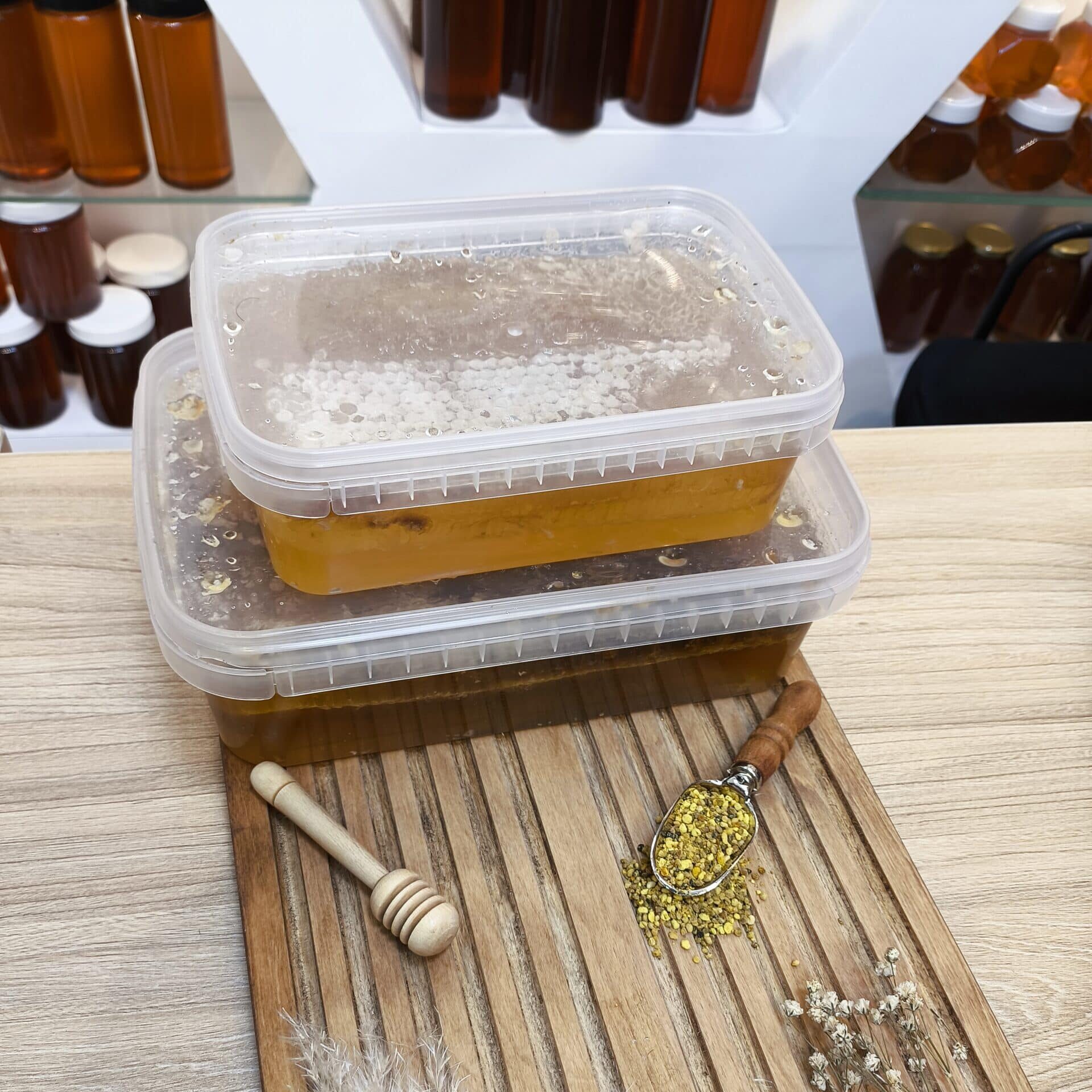 عسل گون گز با موم